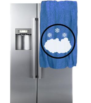 Намерзает снег, лед на стенке : холодильник Korting
